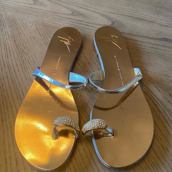 ❤️ Giuseppe Sandals Brand New size 39 Euro - Picture 4 of 8